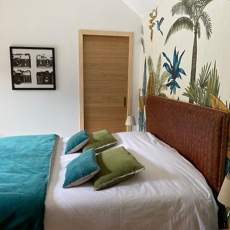 Le Clos Dauphinais Chez Laurette Quévert Exteriör bild