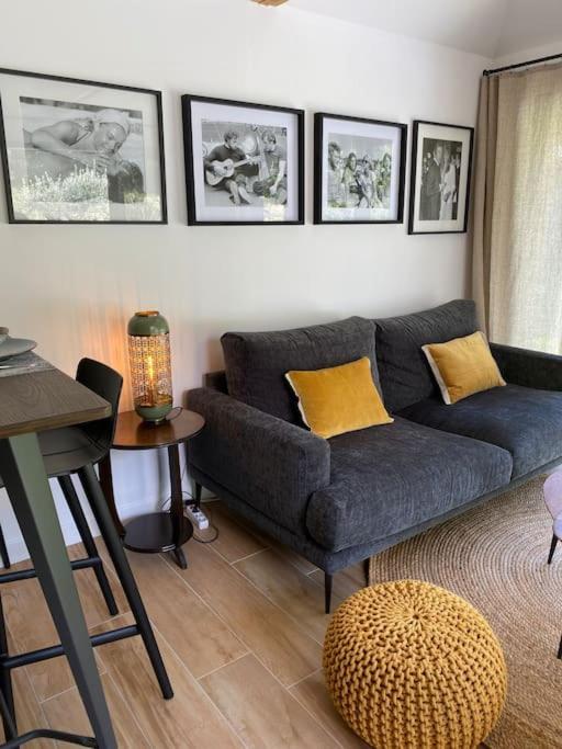 Le Clos Dauphinais Chez Laurette Quévert Exteriör bild
