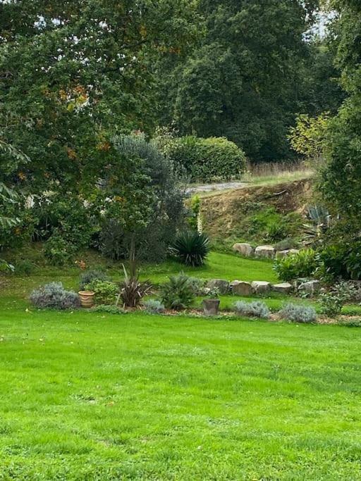 Le Clos Dauphinais Chez Laurette Quévert Exteriör bild